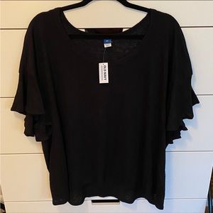 NWT black top with flouncy sleeves size XXL
